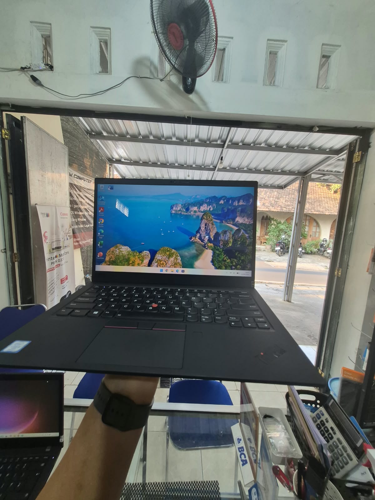 Lenovo Thinkpad X1 Carbon