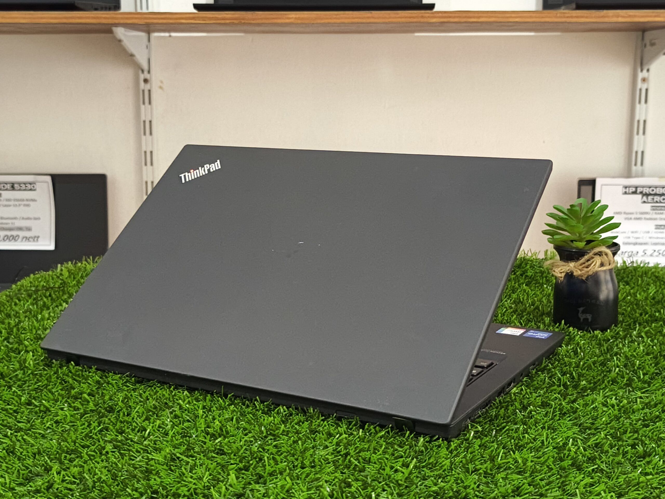 Lenovo Thinkpad T14 Gen 2i